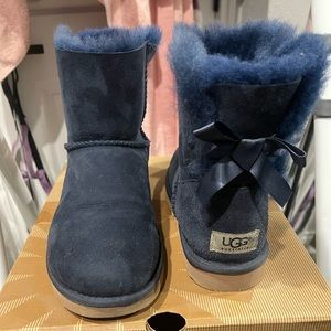 Bailey bow uggs